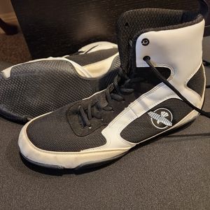 Hayabusa pro boxing shoes